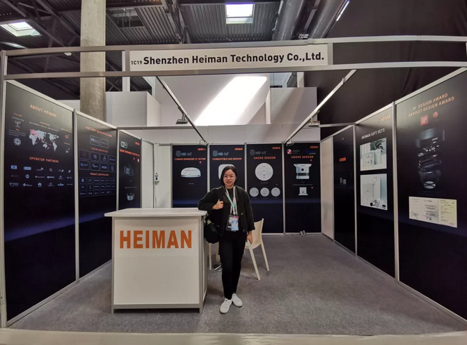 NB�aƷ������ �����Ƽ�MWC2019�����Ƅ�ͨӍ���չ�L��